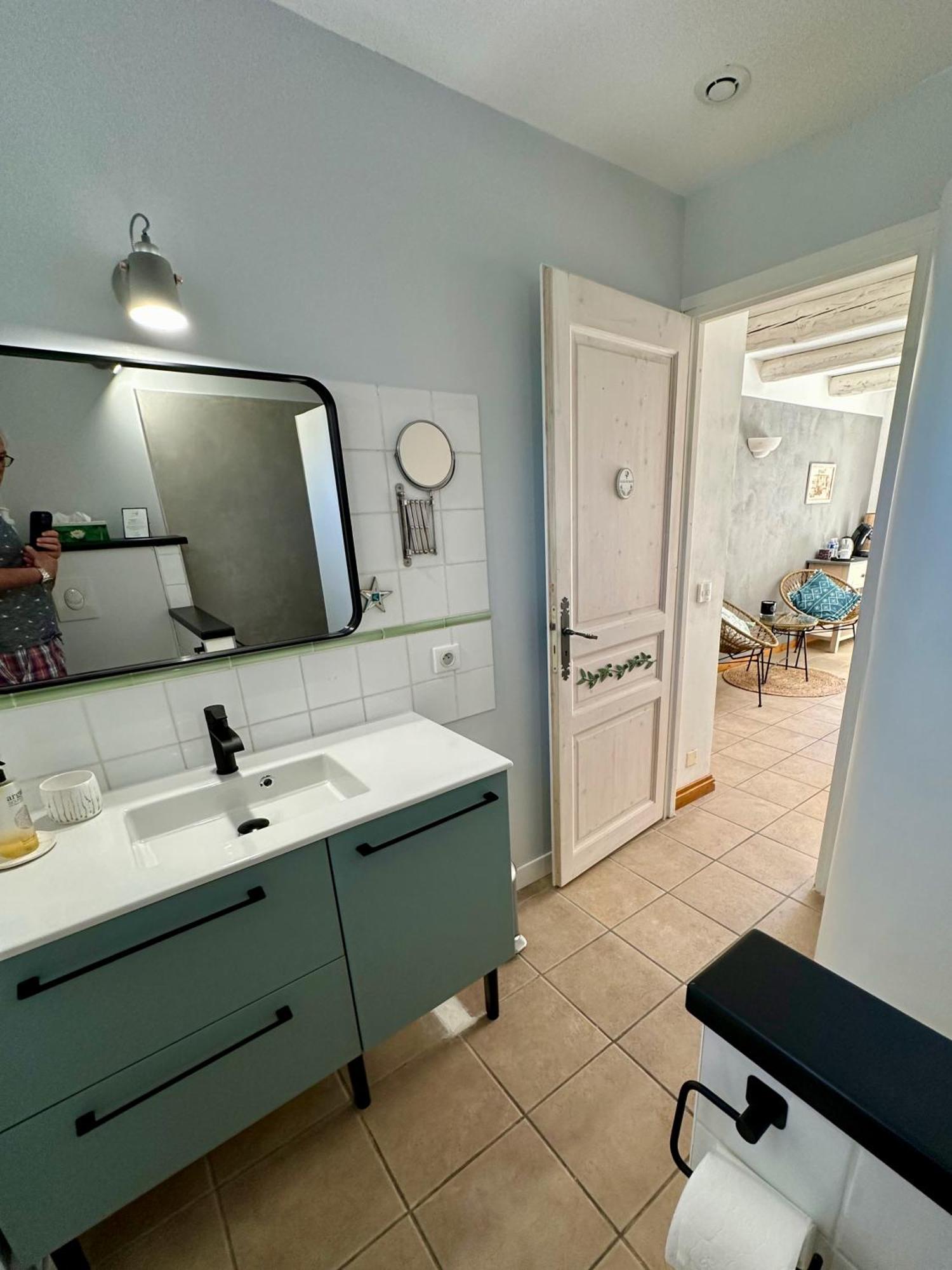 Hotel Pierres-Blanches Venasque Zimmer foto